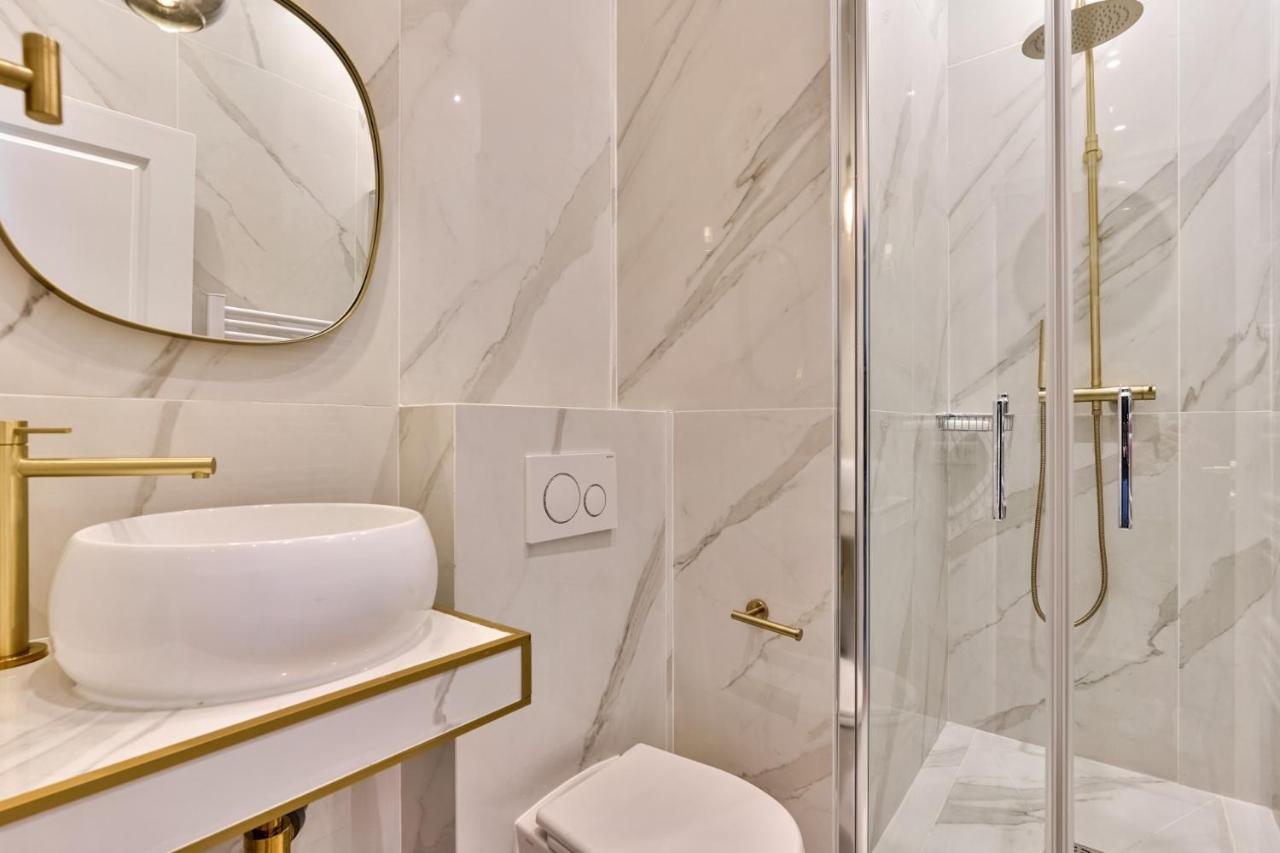 Newly Renovated ! Stunning 2Br Apt In The Heart Of Paris 15 외부 사진
